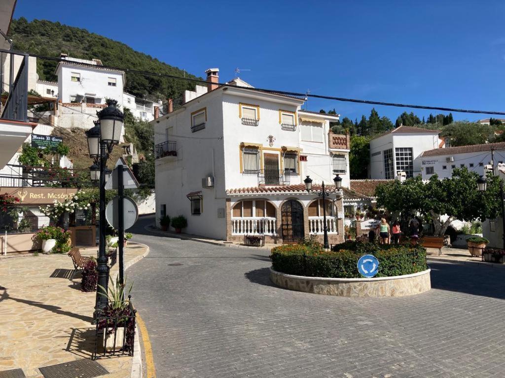 Apartamento La Fuente Alcaucín Exteriör bild